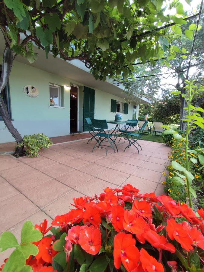 Independent Apartment With A Fabulous Patio - Casa Penny Cisano sul Neva Extérieur photo